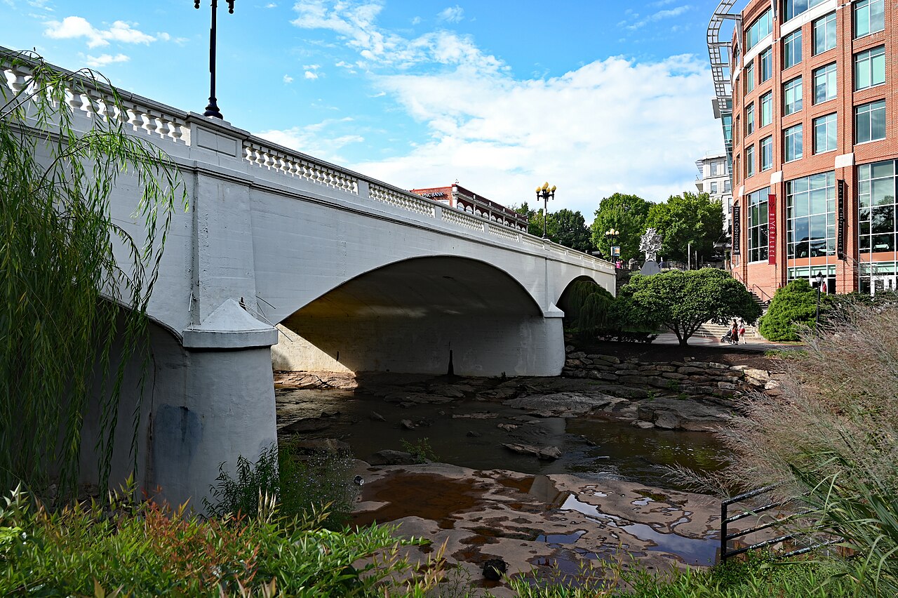 where to stay greenville sc for couples